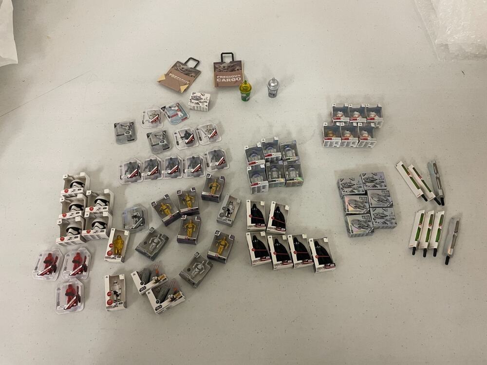 Zuru Mini Brands Disney STAR WARS Lot - 60+ Pieces - Some Duplicates -Micro Toys